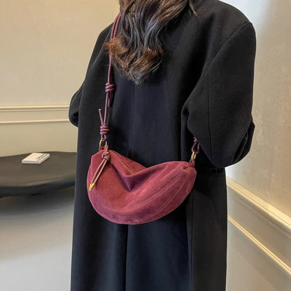 SEAME - Mary - Stylish Vegan Suede Shoulder Bag for Women, Trendy Crossbody Dumpling Design Black 30x8x15cm